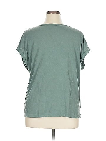 Gap Short Sleeve T-Shirt (view 2)
