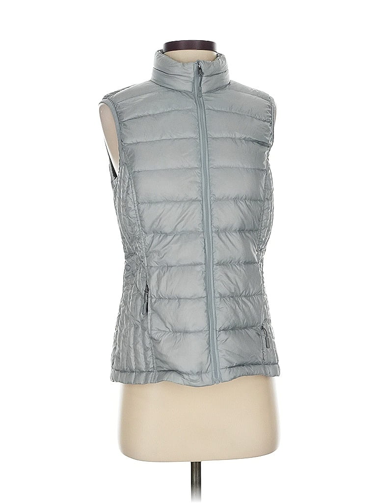 Click to view more detailed imagery on our partner's website Pre-owned 32 Degrees Vest In Gray