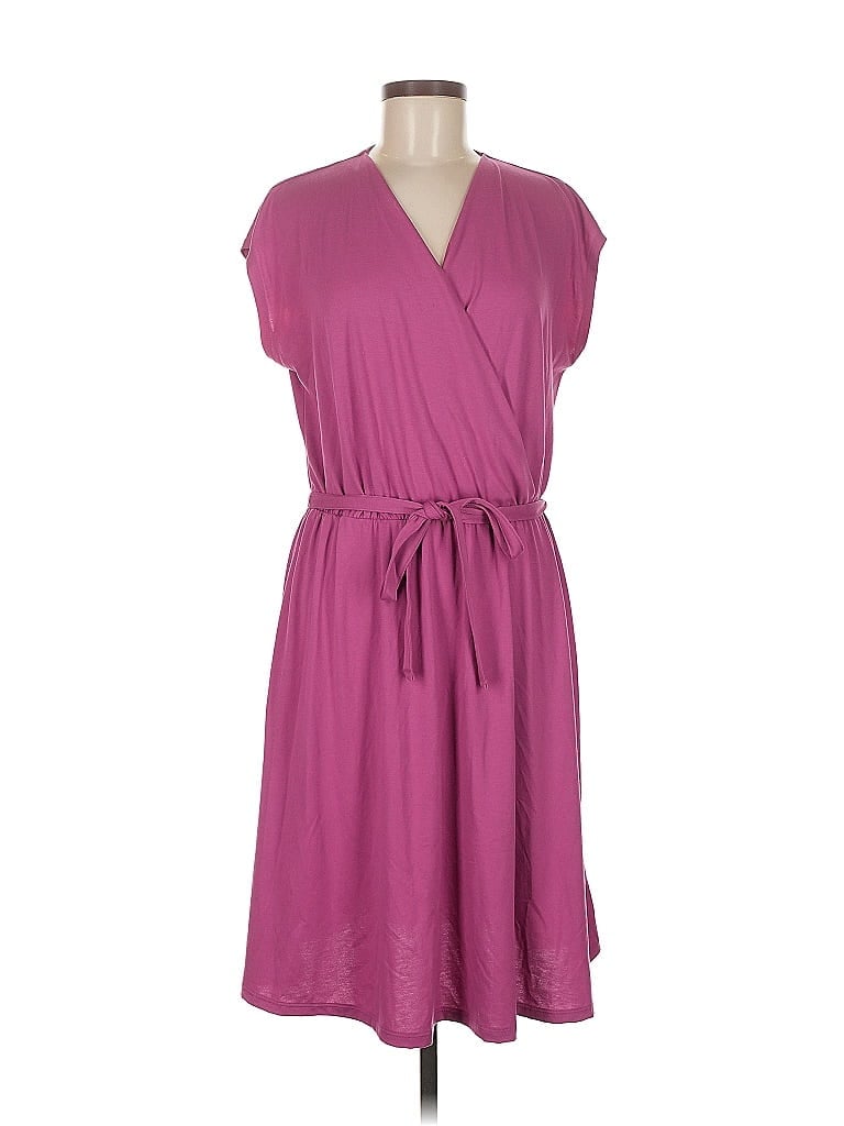 Click to view more detailed imagery on our partner's website Pre-owned Uniqlo Casual Dress In Purple