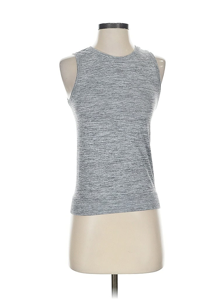 Pre-owned Athleta Sleeveless T-shirt In Gray
