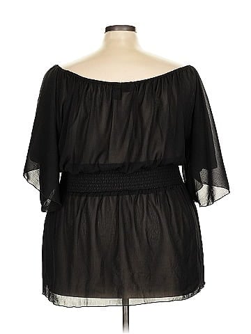 Torrid 3/4 Sleeve T-Shirt (view 2)