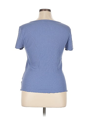 Gap Short Sleeve T-Shirt (view 2)