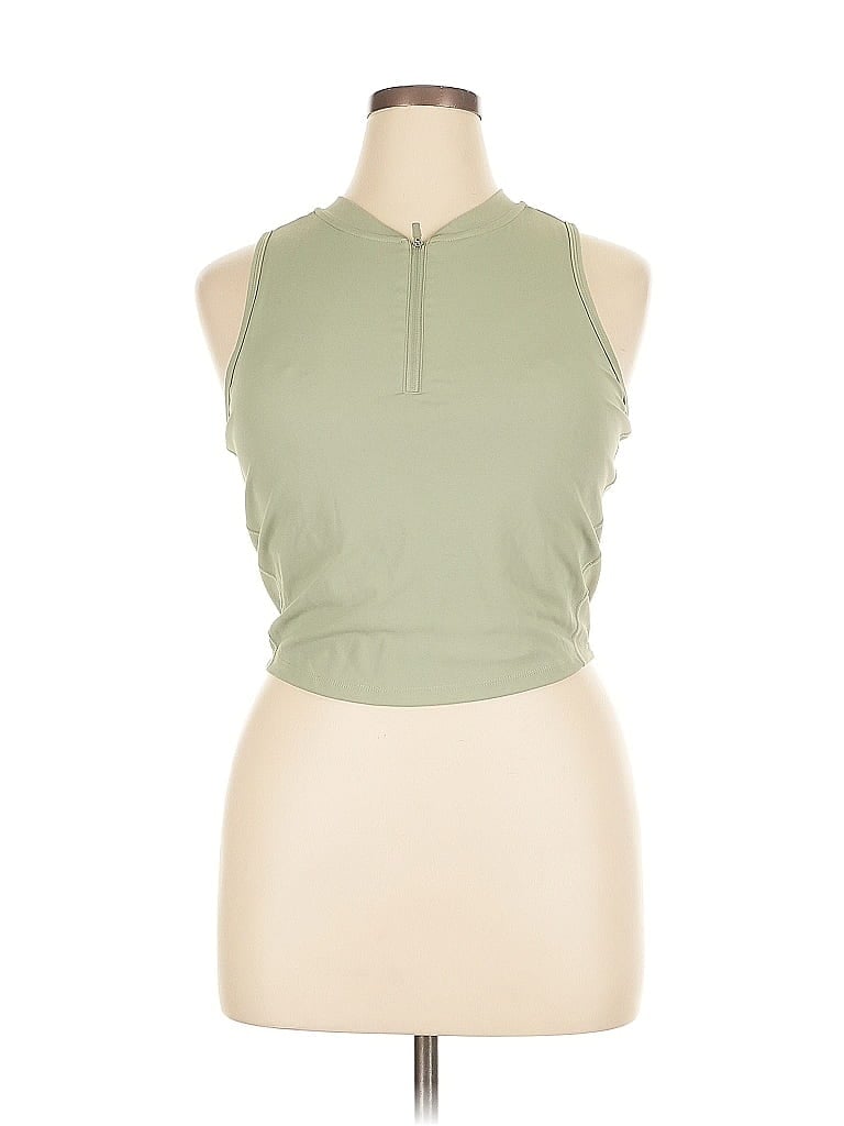 Click to view more detailed imagery on our partner's website Pre-owned Danskin Tank Top Green Halter Neckline Tops