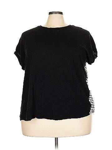 Torrid Short Sleeve T-Shirt (view 1)