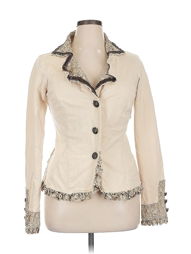 Pre-owned Daytrip Jacket In White