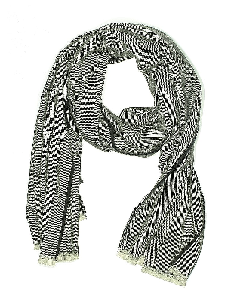 Click to view more detailed imagery on our partner's website Pre-owned Banana Republic Scarf In Gray