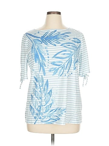 Chico's Short Sleeve T-Shirt (view 1)