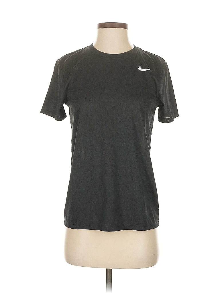 Pre-owned Nike Active T-shirt In Black