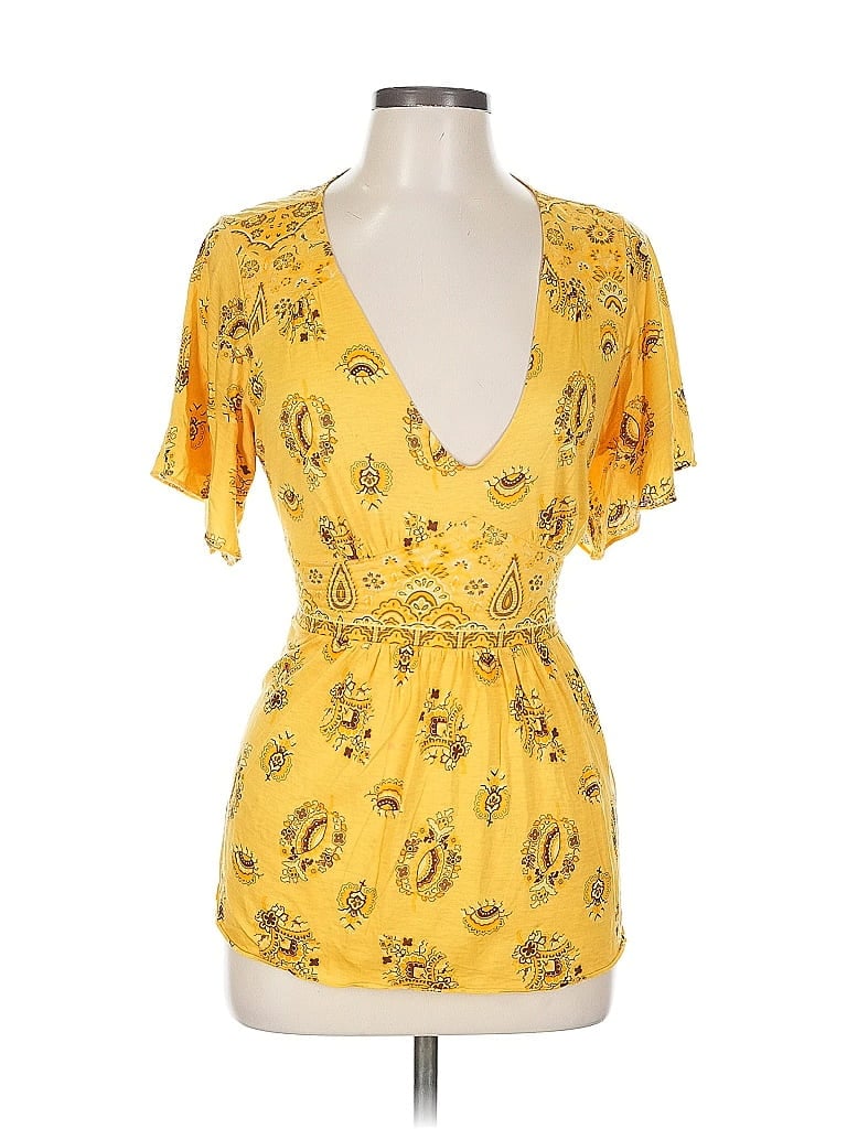 Pre-owned Banana Republic Short Sleeve Blouse In Yellow