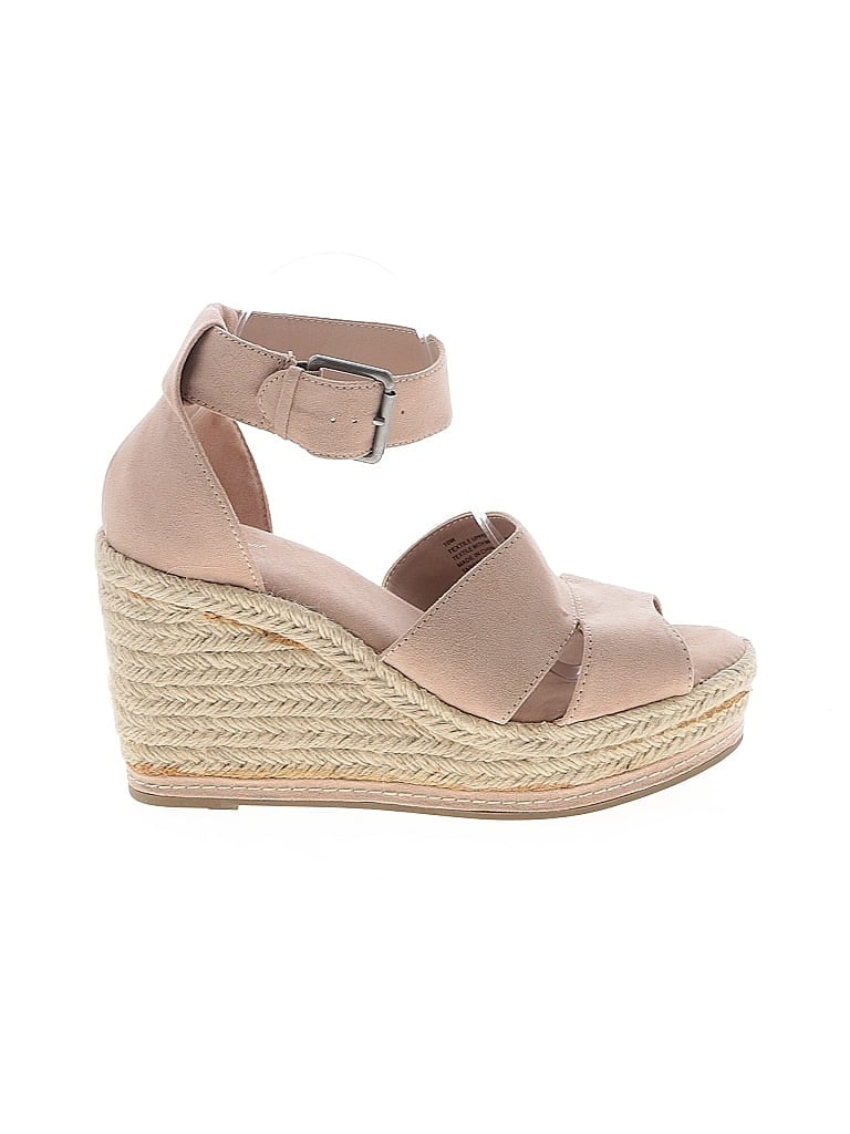 Pre-owned Universal Thread Wedges In Pink