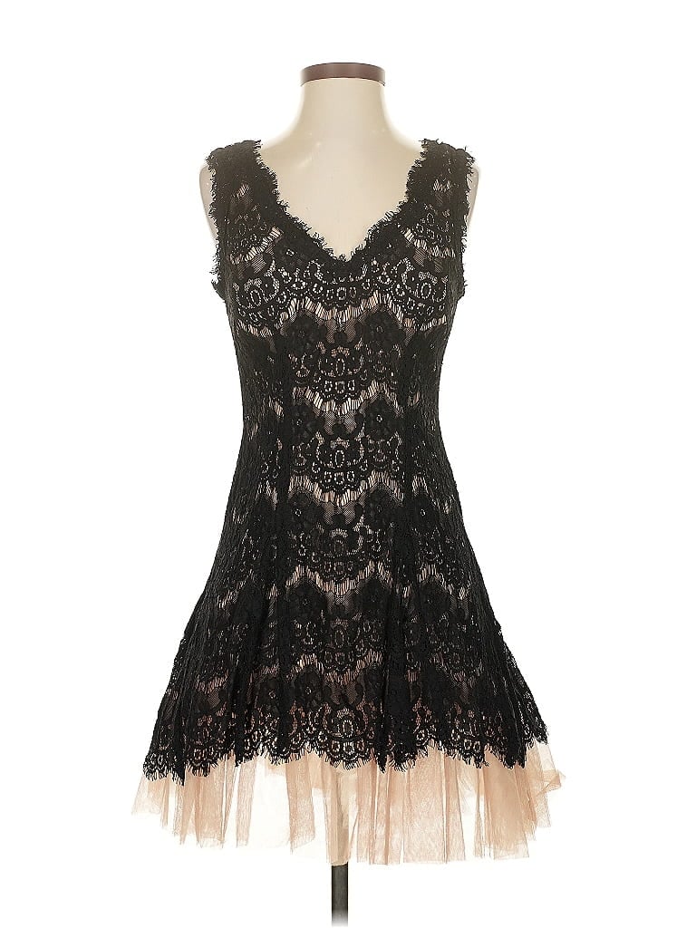 Click to view more detailed imagery on our partner's website Pre-owned Betsy & Adam Cocktail Dress In Black