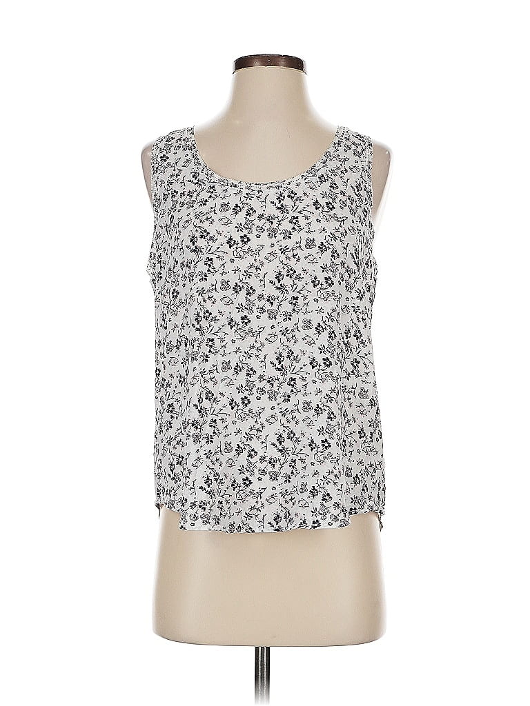 Click to view more detailed imagery on our partner's website Pre-owned Banana Republic Sleeveless Blouse In White