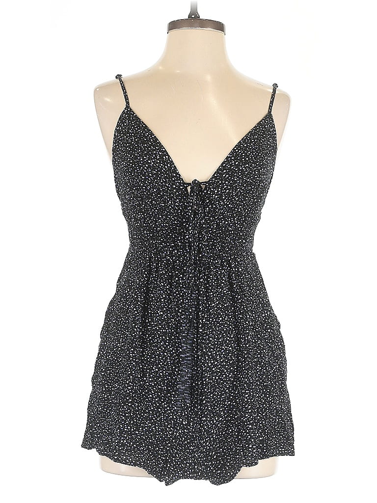 Click to view more detailed imagery on our partner's website Pre-owned Aéropostale Romper In Black