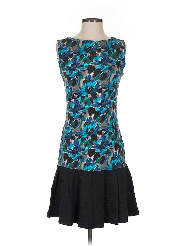 Click to view more detailed imagery on our partner's website Pre-owned Vertigo Cocktail Dress In Blue