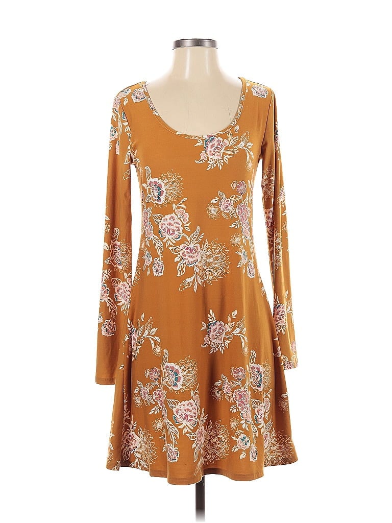 Pre-owned Mudd Casual Dress In Brown