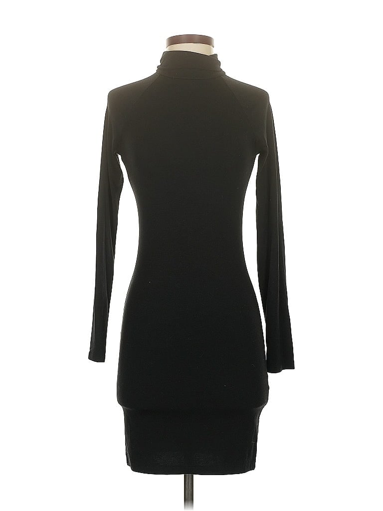 Click to view more detailed imagery on our partner's website Pre-owned Forever 21 Cocktail Dress In Black