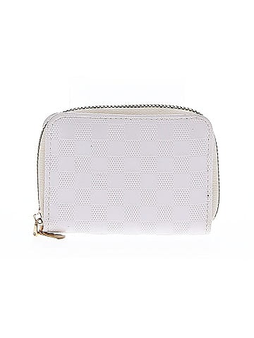 Unbranded Card Holder  (view 1)