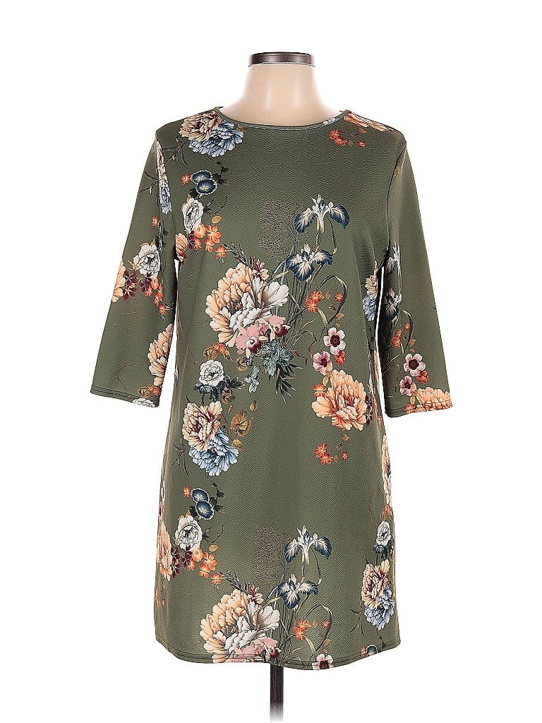 Pre-owned Boohoo Casual Dress In Green