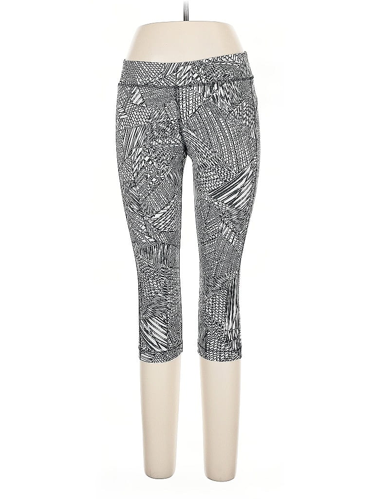 Click to view more detailed imagery on our partner's website Pre-owned Under Armour Active Pants In Gray
