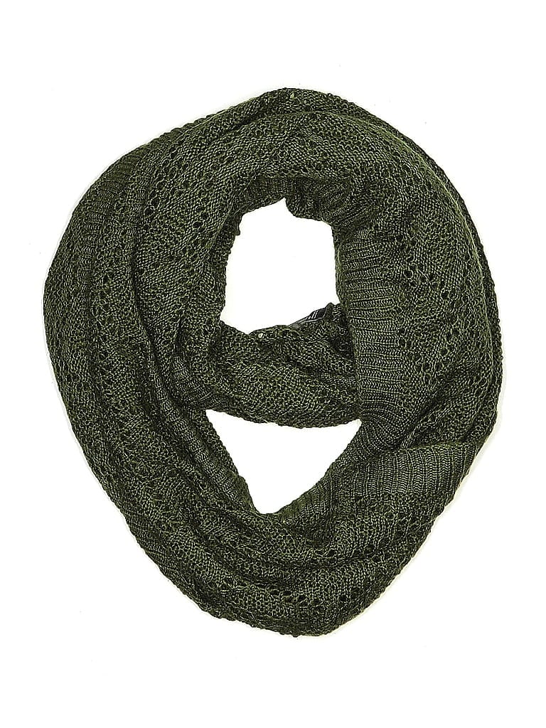 Click to view more detailed imagery on our partner's website Pre-owned H&m Scarf In Green