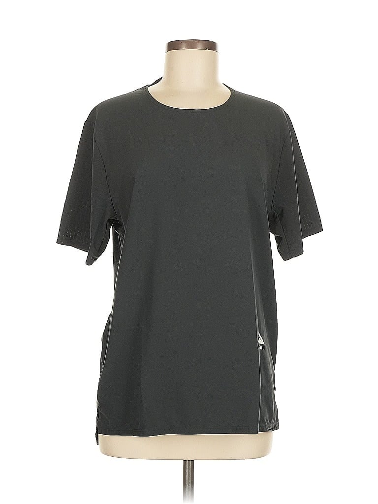 Pre-owned Nike Active T-shirt In Gray