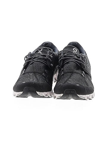 On Cloud Sneakers (view 2)