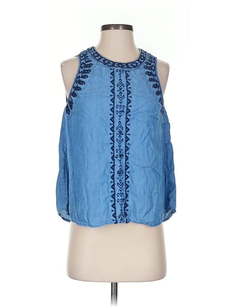Pre-owned Crown & Ivy Sleeveless Blouse In Blue