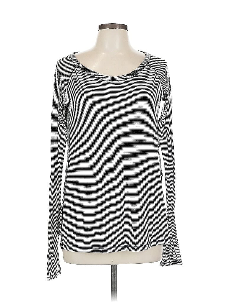 Pre-owned Lululemon Athletica Long Sleeve T-shirt In Gray