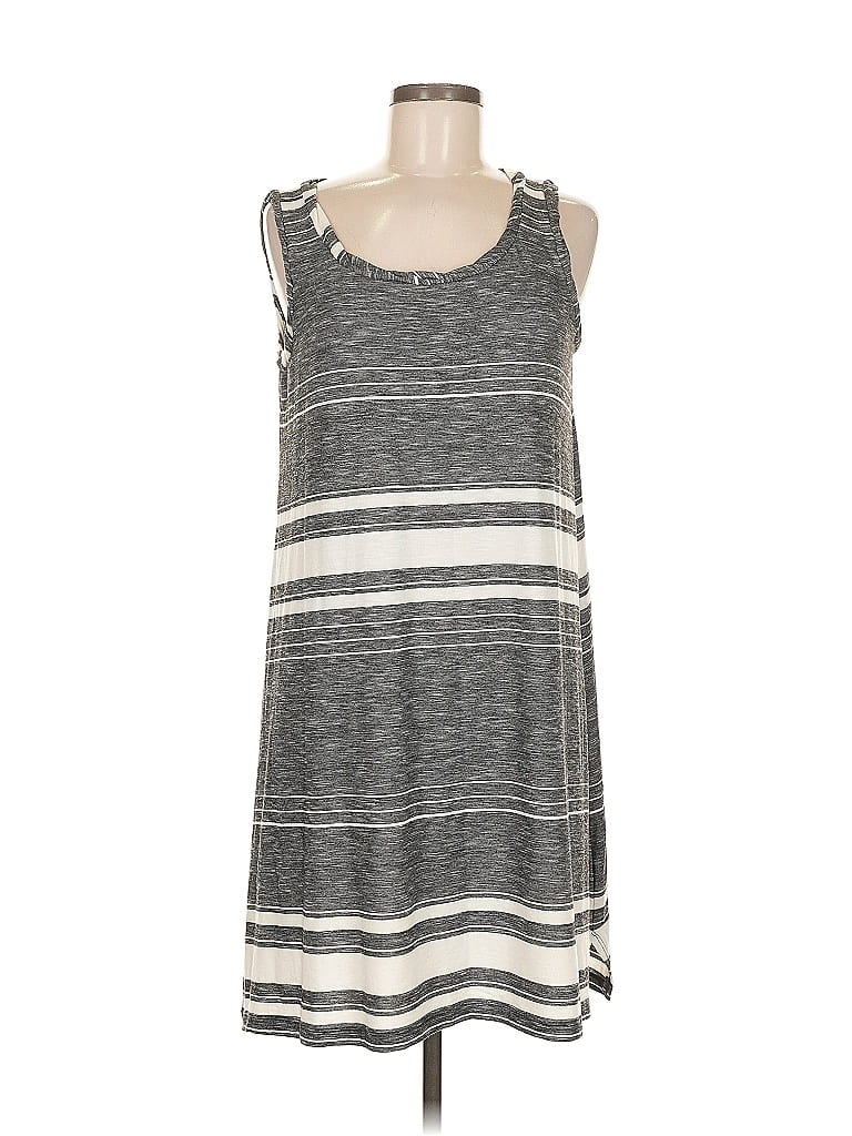 Pre-owned Max Studio Casual Dress In Gray
