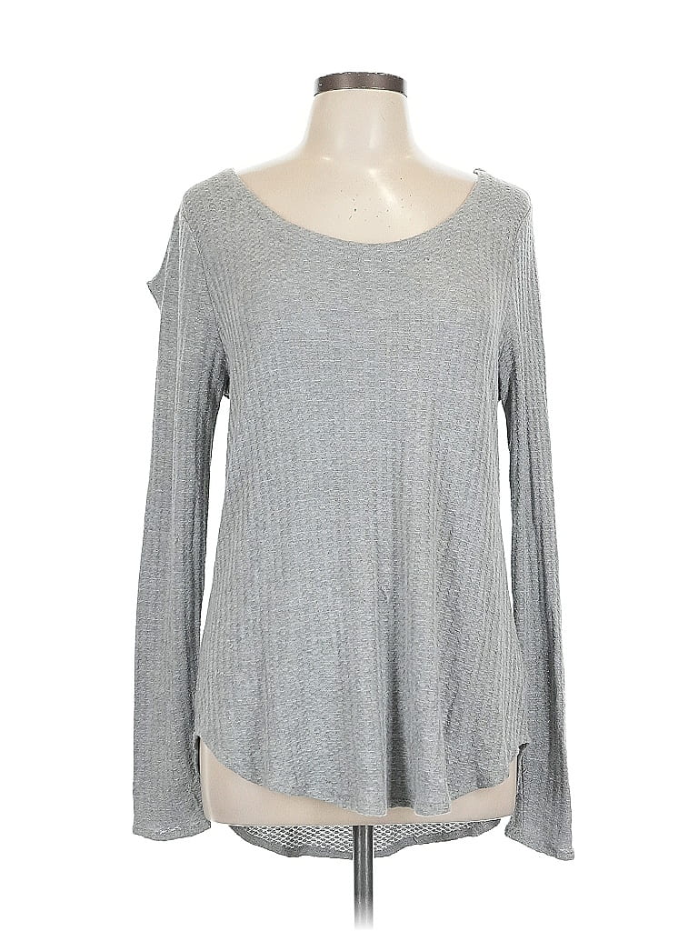Click to view more detailed imagery on our partner's website Pre-owned Chaser Long Sleeve Top Gray Cold Shoulder Neckline Tops