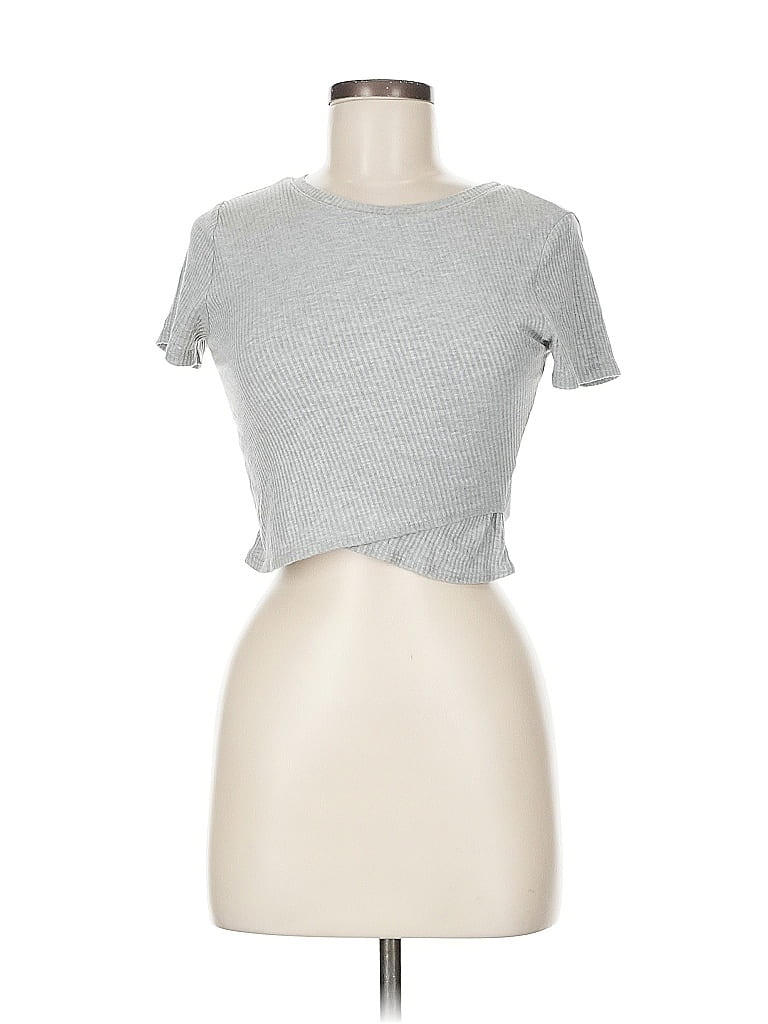 Pre-owned Silence And Noise Short Sleeve T-shirt In Gray