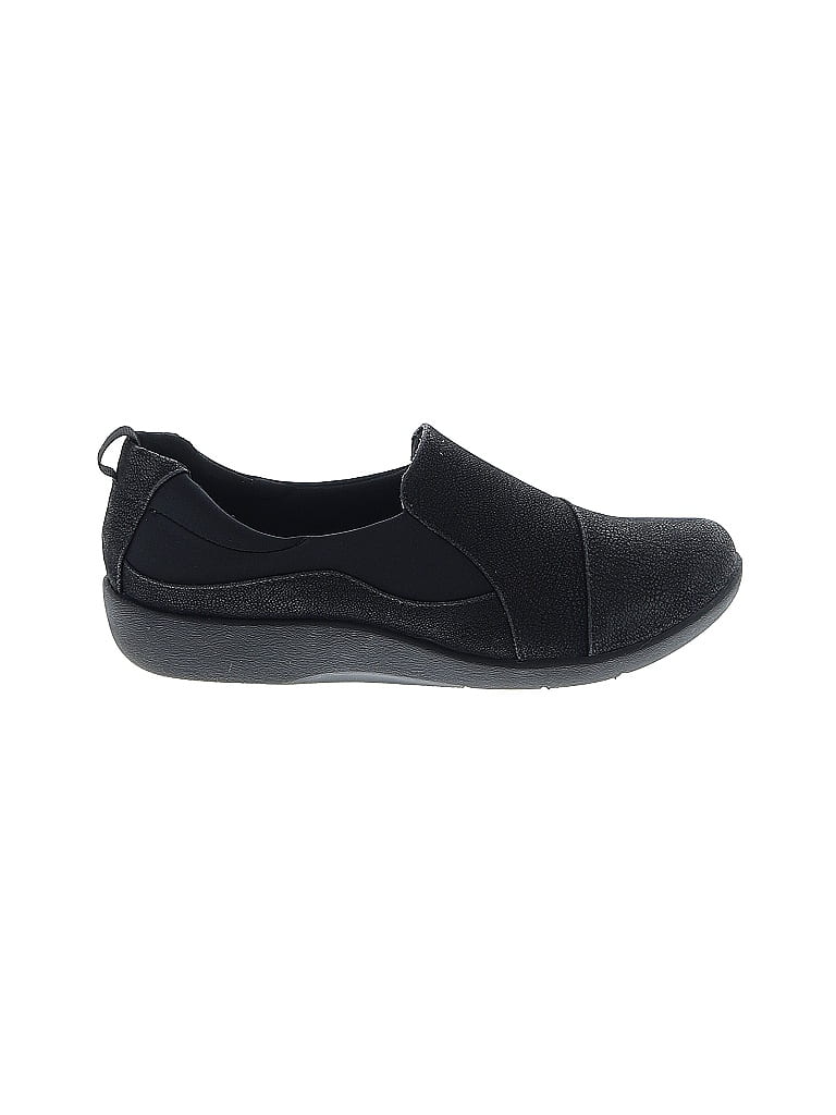 Pre-owned Clarks Sneakers In Black
