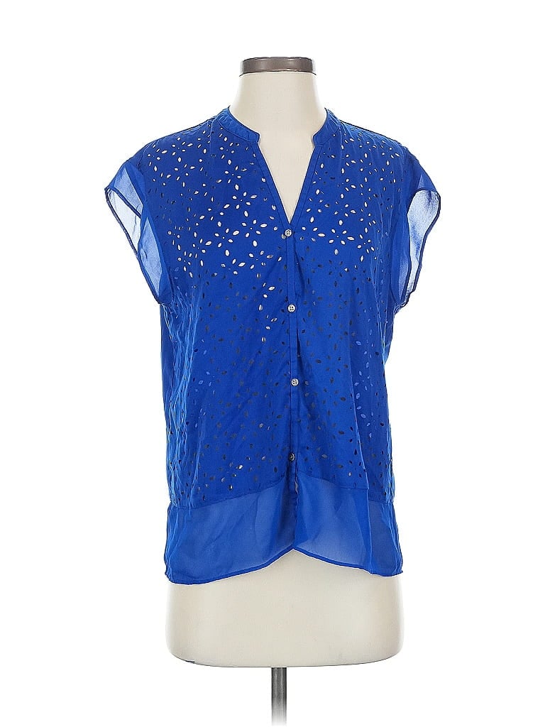 Pre-owned Vince Camuto Sleeveless Blouse In Blue