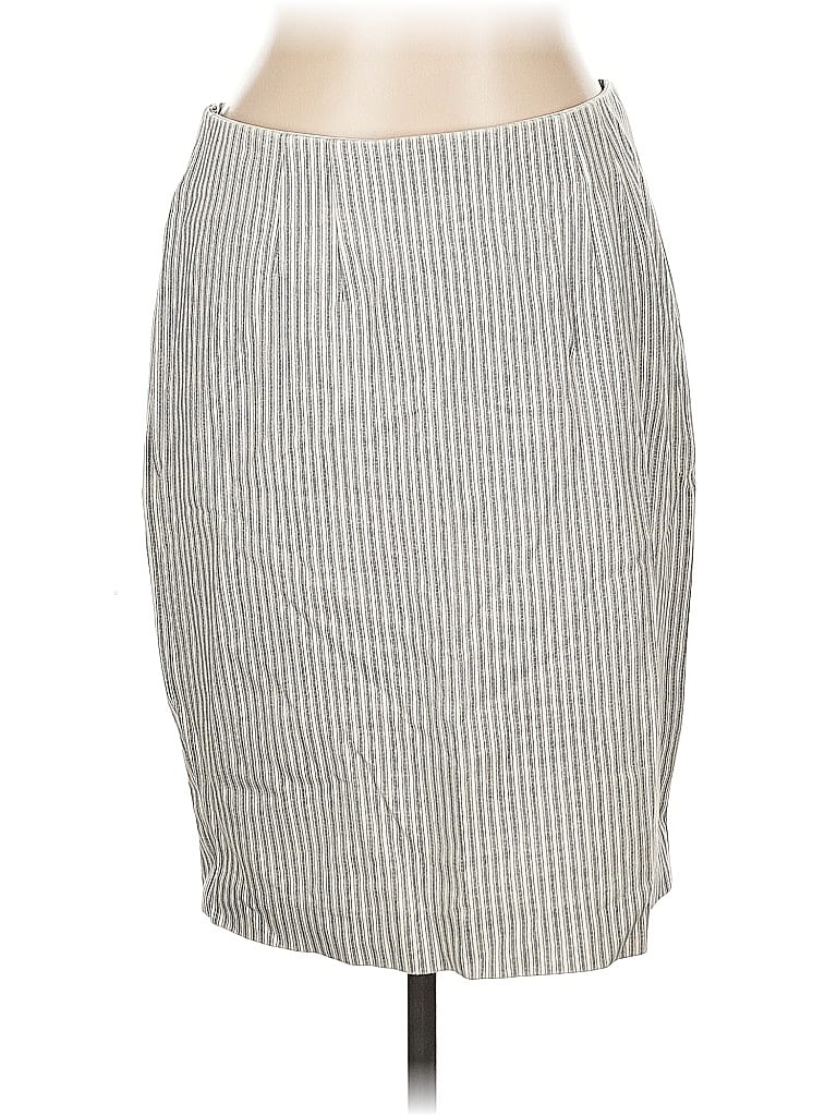 Pre-owned Amanda + Chelsea Casual Skirt In Gray