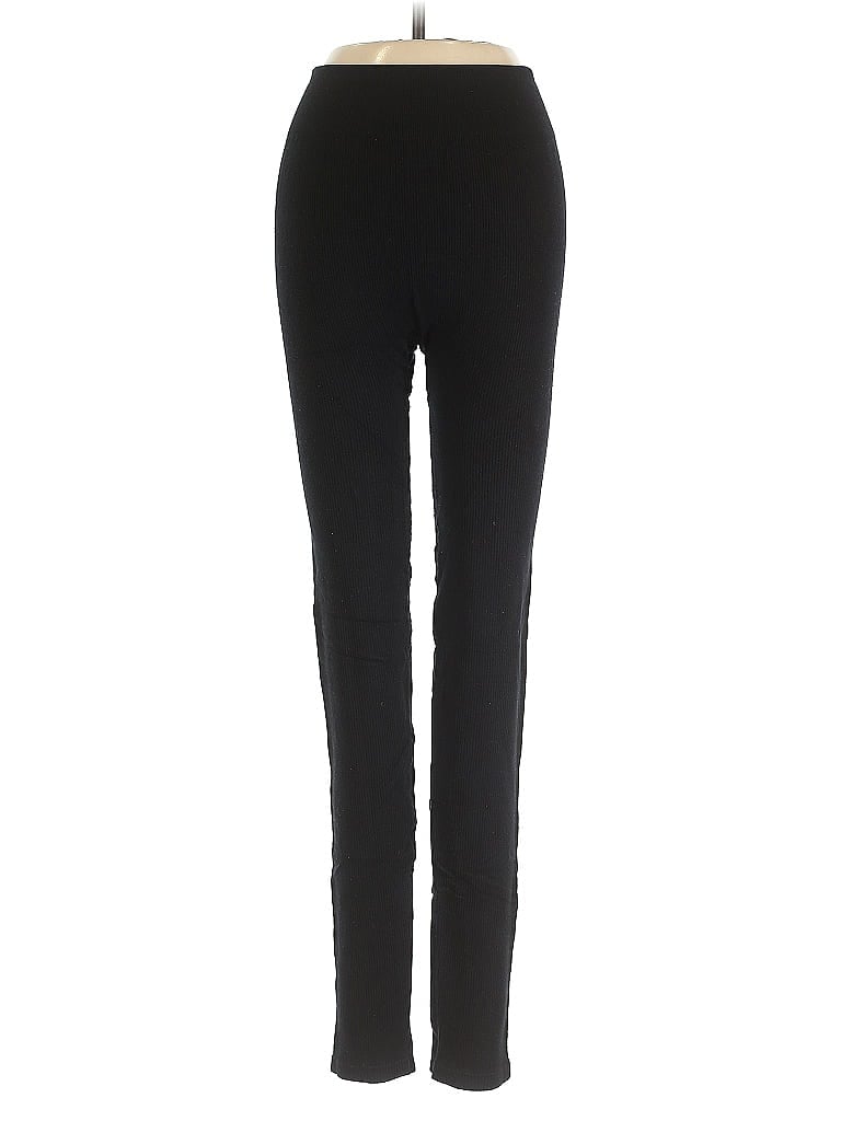 Click to view more detailed imagery on our partner's website Pre-owned Forever 21 Active Pants In Black