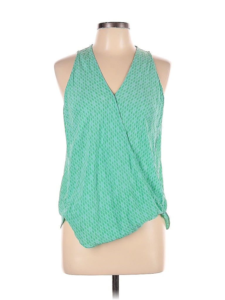 Click to view more detailed imagery on our partner's website Pre-owned Ellie Kai Sleeveless Silk Top Green Halter Neckline Tops