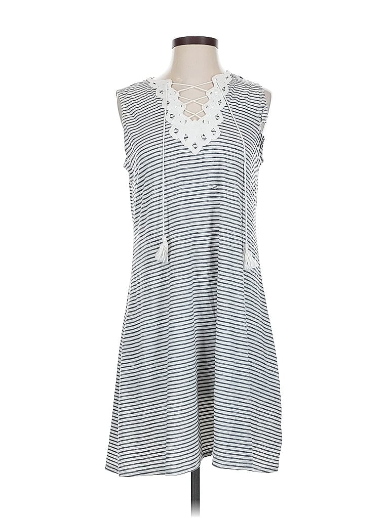 Pre-owned Max Studio Kimono In Gray