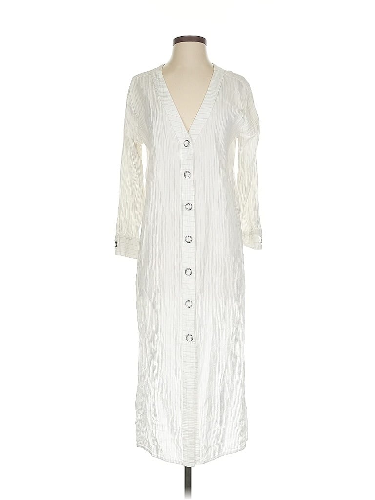 Click to view more detailed imagery on our partner's website Pre-owned Moon River Casual Dress In White