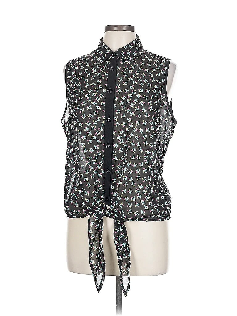 Click to view more detailed imagery on our partner's website Pre-owned Bisou Bisou Sleeveless Blouse In Black