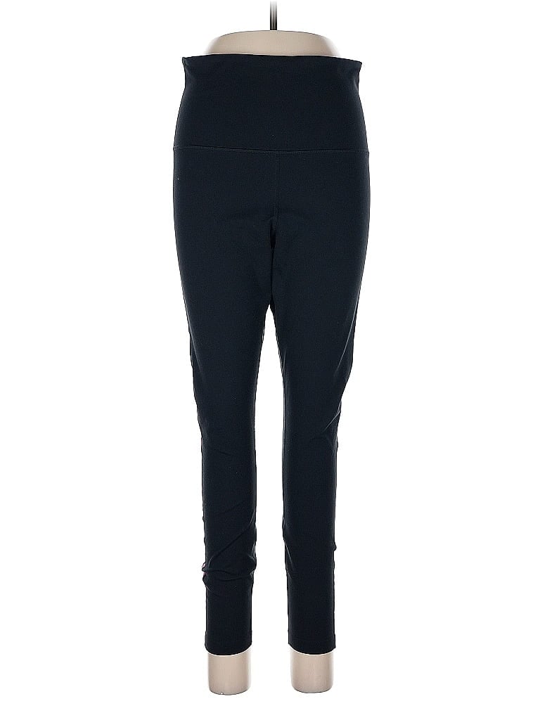 Click to view more detailed imagery on our partner's website Pre-owned Core 10 Active Pants In Black