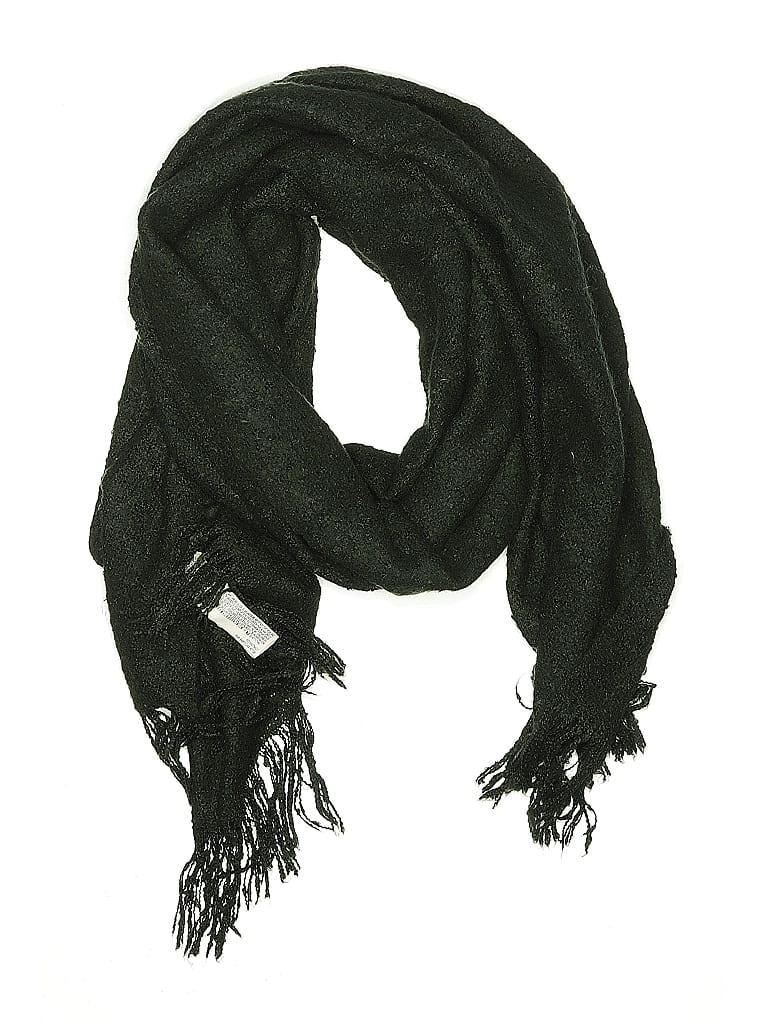 Click to view more detailed imagery on our partner's website Pre-owned Forever 21 Scarf In Green