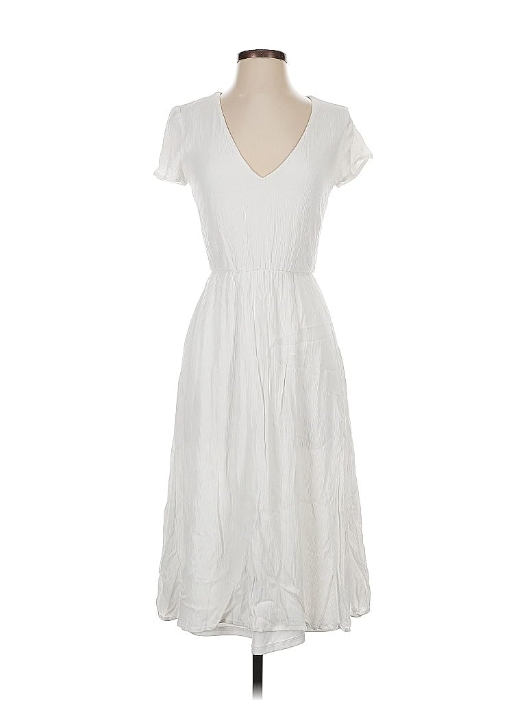 Pre-owned Wayf Casual Dress In White