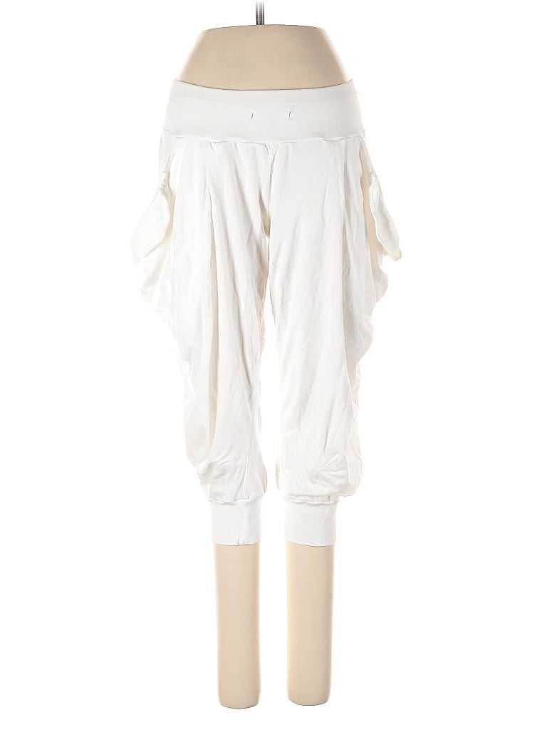 Pre-owned United Colors Of Benetton Casual Pants In White