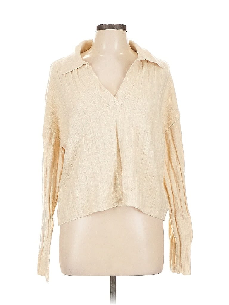 Click to view more detailed imagery on our partner's website Pre-owned Billabong Cardigan Sweater In White