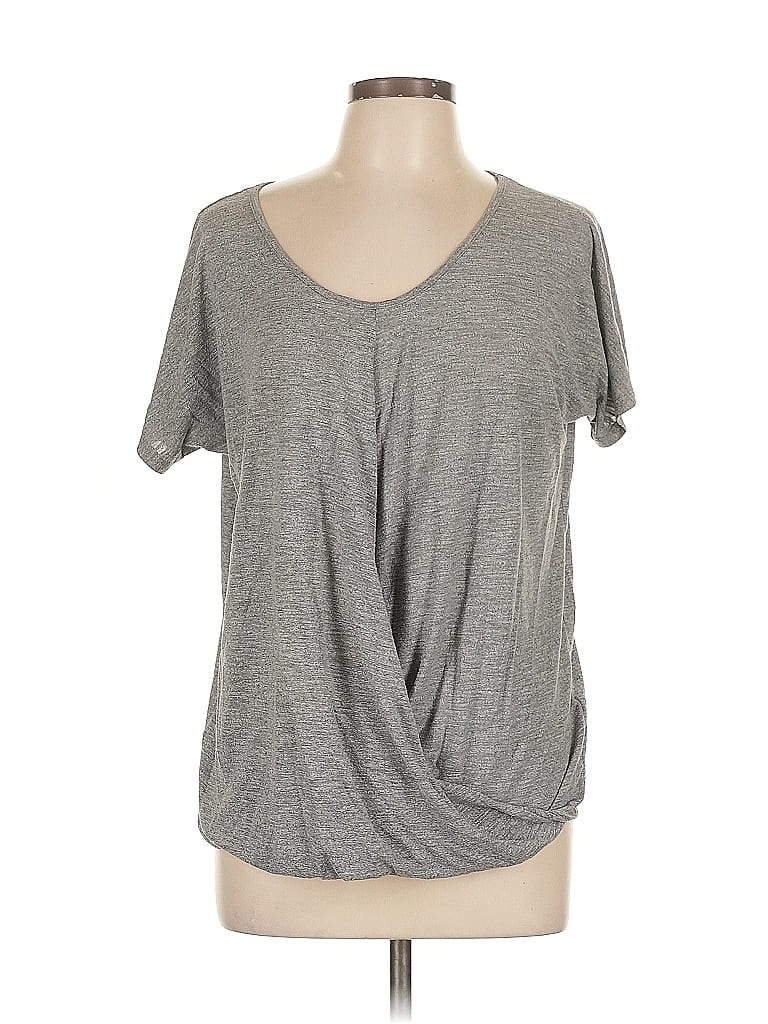 Pre-owned Old Navy Short Sleeve Top Gray Scoop Neck Tops