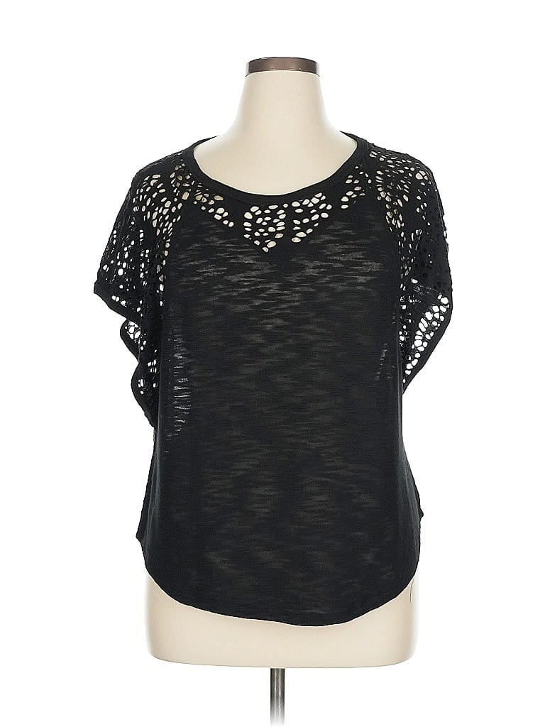 EYESHADOW Pre-owned Short Sleeve Top Black Keyhole Neckline Tops