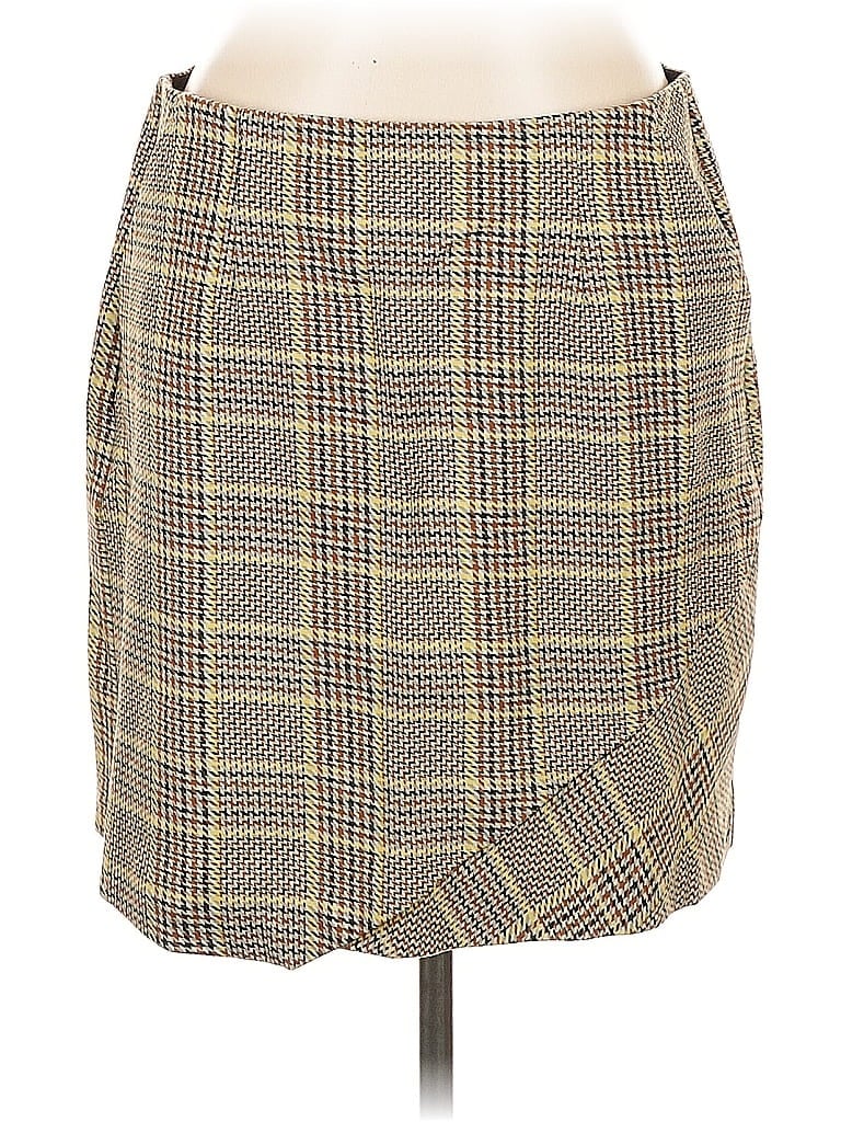 Click to view more detailed imagery on our partner's website Pre-owned Cabi Casual Skirt In Yellow