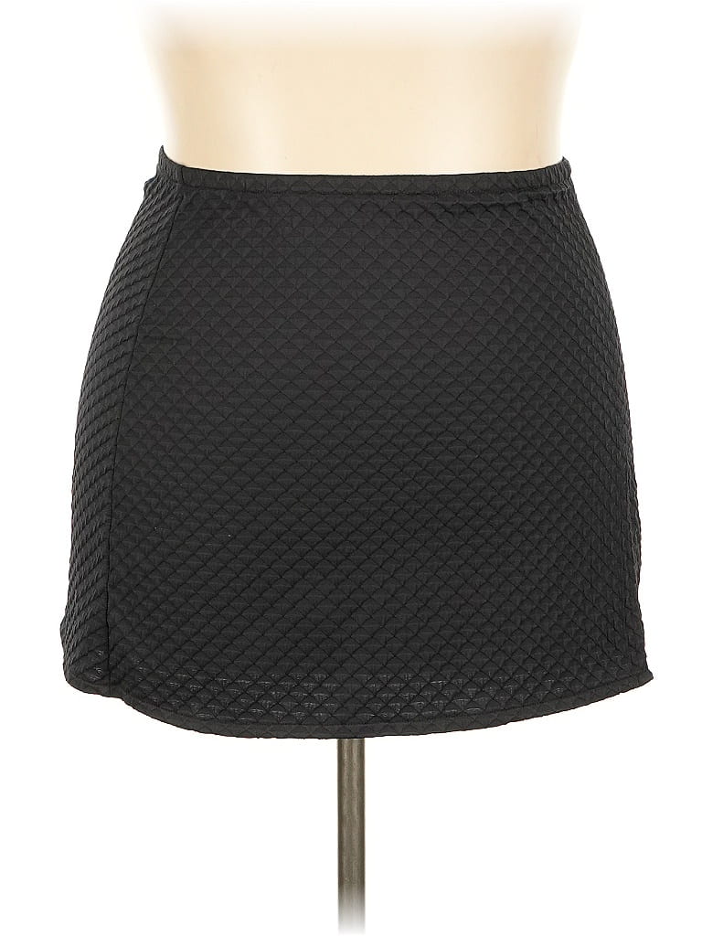 Click to view more detailed imagery on our partner's website Pre-owned Gottex Casual Skirt In Black
