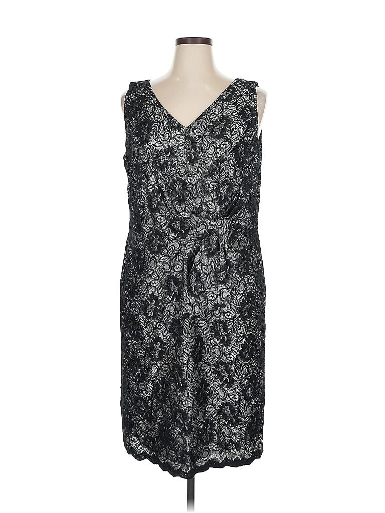 Click to view more detailed imagery on our partner's website Pre-owned Tahari By Asl Cocktail Dress In Gray