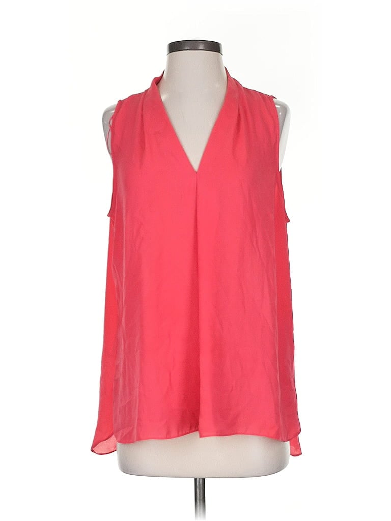 Pre-owned Vince Camuto Sleeveless Blouse In Red